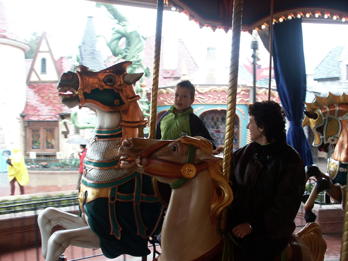 2004-11 Disneyland 010.jpg - DCF 1.0